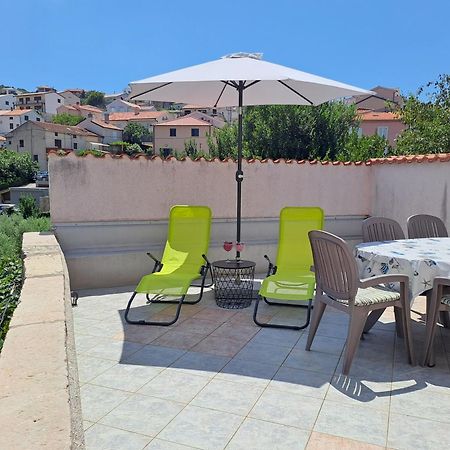 Apartament Greta Vrbnik Zewnętrze zdjęcie