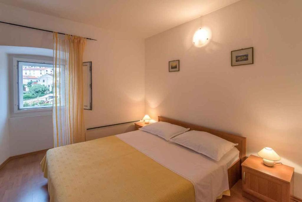 Apartament Greta Vrbnik Zewnętrze zdjęcie