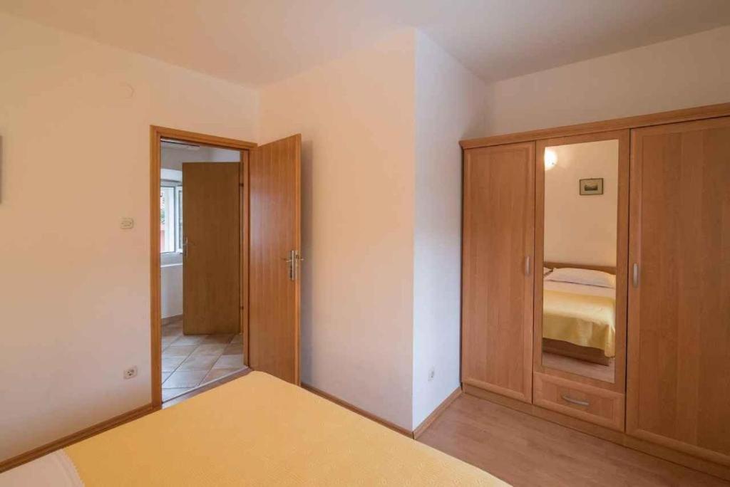 Apartament Greta Vrbnik Zewnętrze zdjęcie