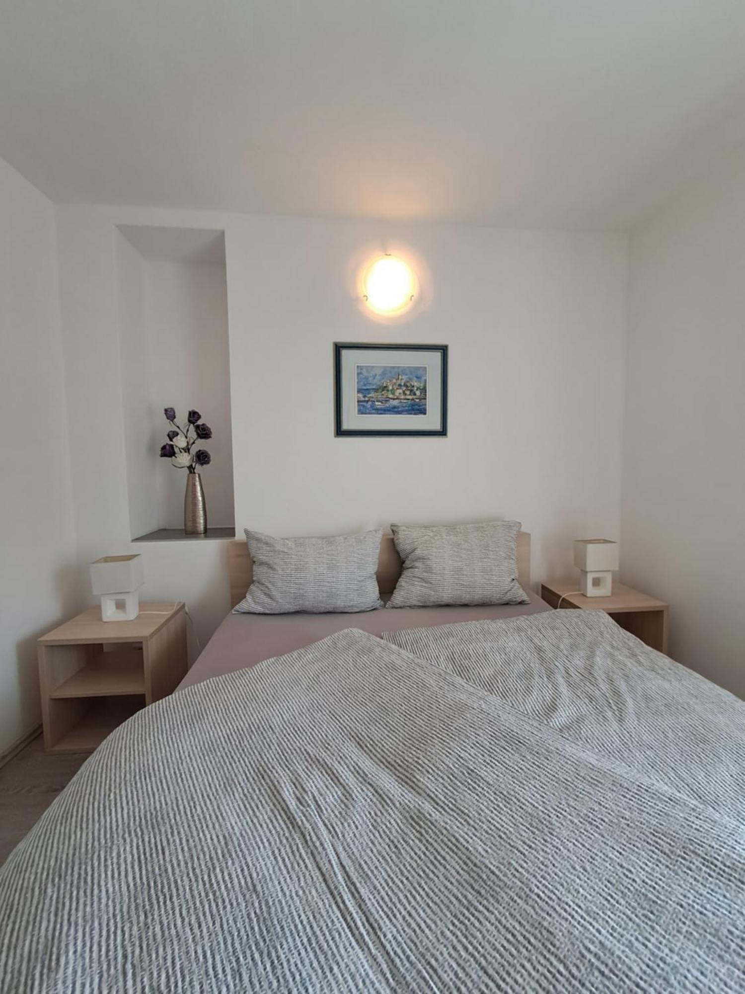 Apartament Greta Vrbnik Zewnętrze zdjęcie