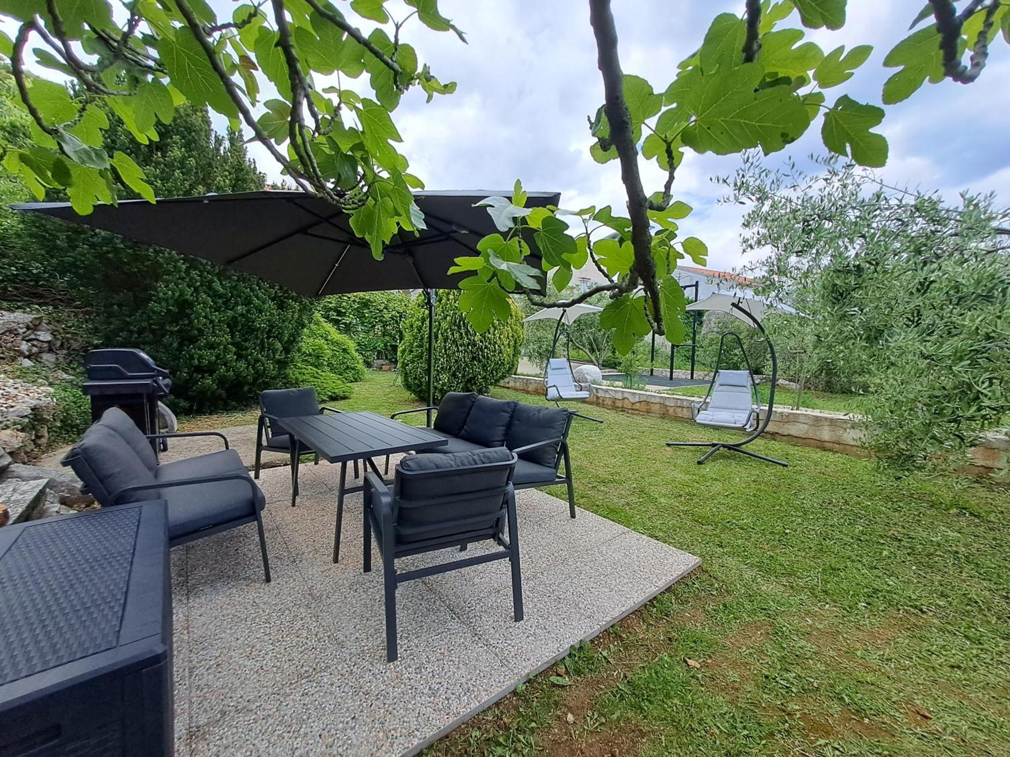 Apartament Greta Vrbnik Zewnętrze zdjęcie